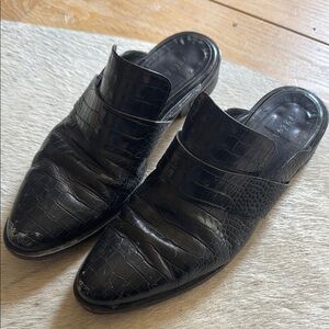 Freda Salvador Black Crocodile Pattern Slip-On Shoes